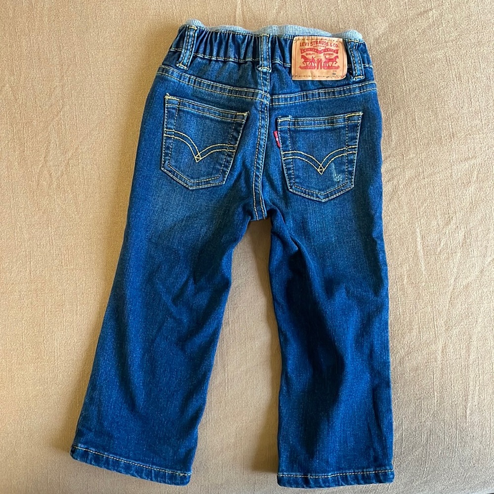 Levi’s pull on pant
